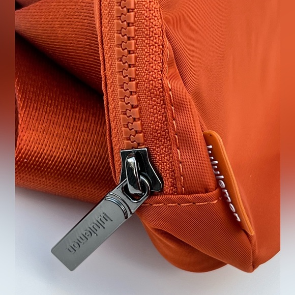 Lululemon Belt Bag Burnt Orange 1L - Picture 5 of 8